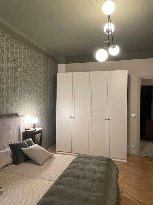 Two Bedroom With Private Parking Apartamento Turín