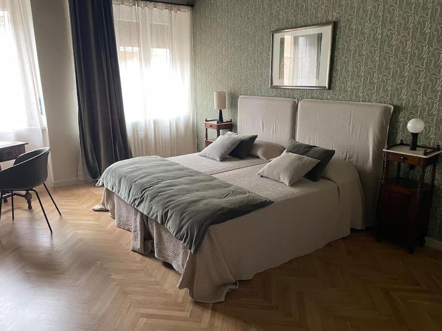 Two Bedroom With Private Parking Turín
